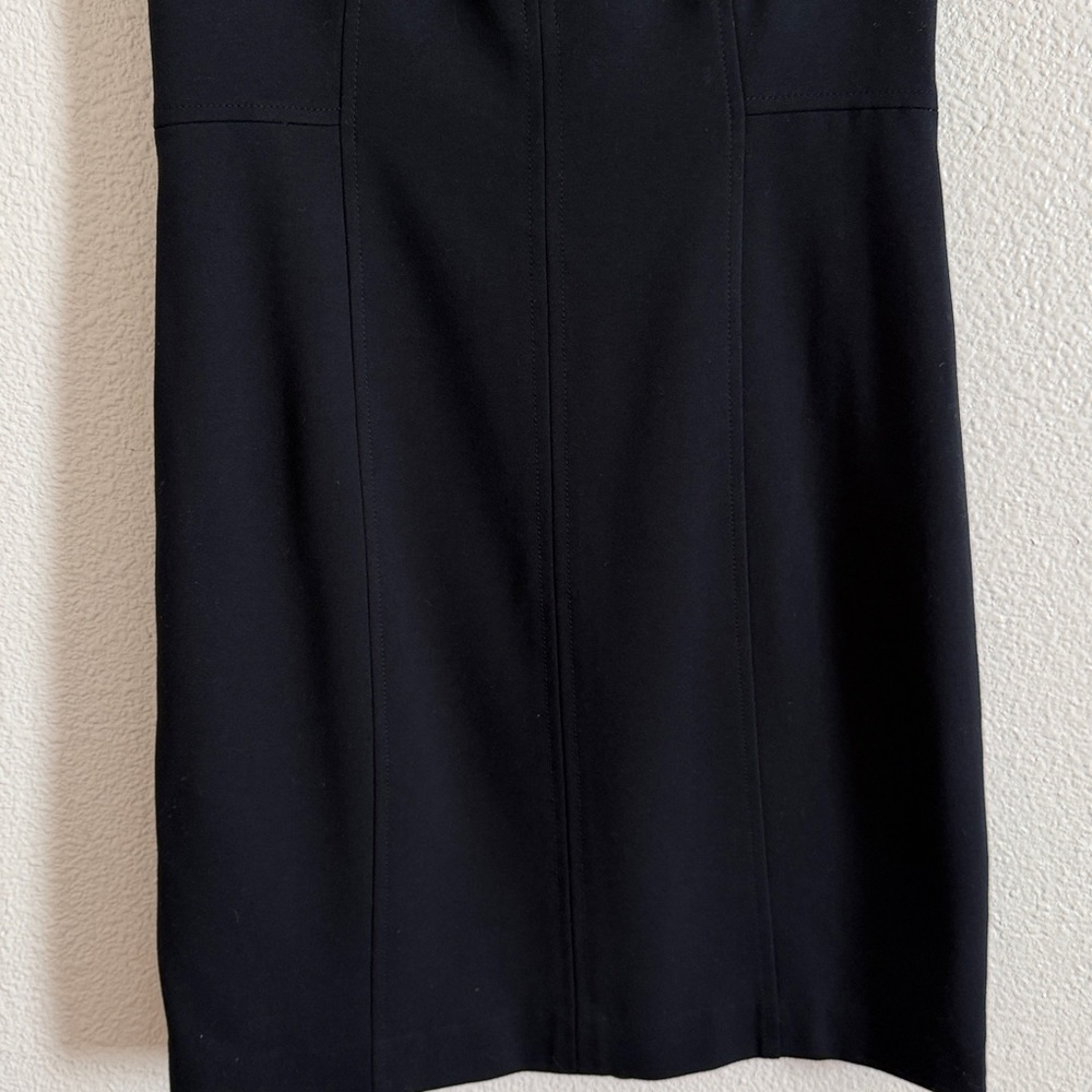 Akris punto Cap-Sleeve Zip-Front Seamed Dress, Black Sz 6 - Picture 7 of 16